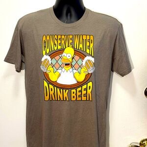 “Conserve water, drink beer” Universal Studio Homer Simpson t shirt in men’s med